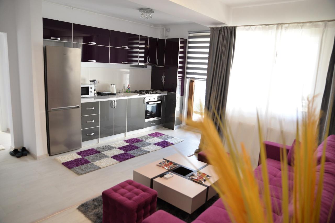 London Apartment Navodari Exterior photo